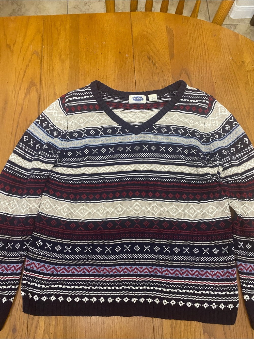 Vintage Austin Clothing Co. V-Neck Sweater - Burgundy, Navy, Cream Size XL